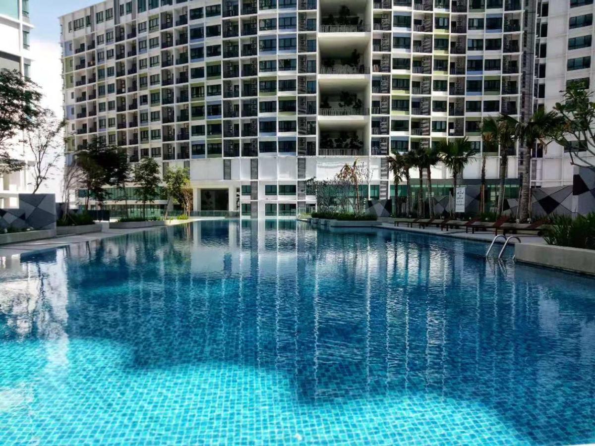 Happy Holiday,I-Soho, I-City, Shah Alam ,Free Wifi & Parking Bagian luar foto