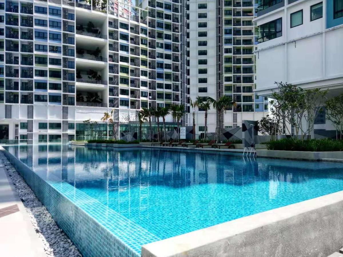 Happy Holiday,I-Soho, I-City, Shah Alam ,Free Wifi & Parking Bagian luar foto